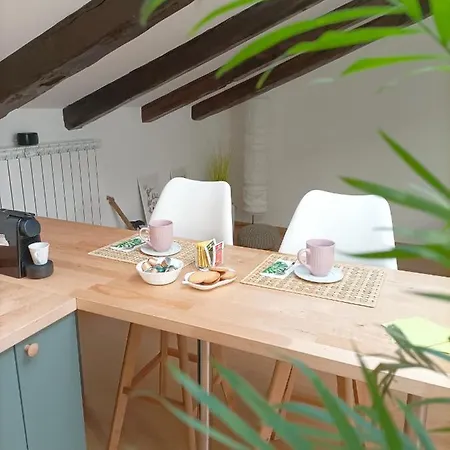 Loving My 1 - Deliziosa Mansarda In Centro * غوريزيا