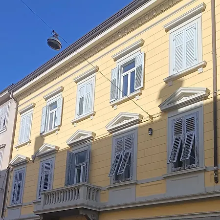 شقة Loving My 1 - Deliziosa Mansarda In Centro غوريزيا